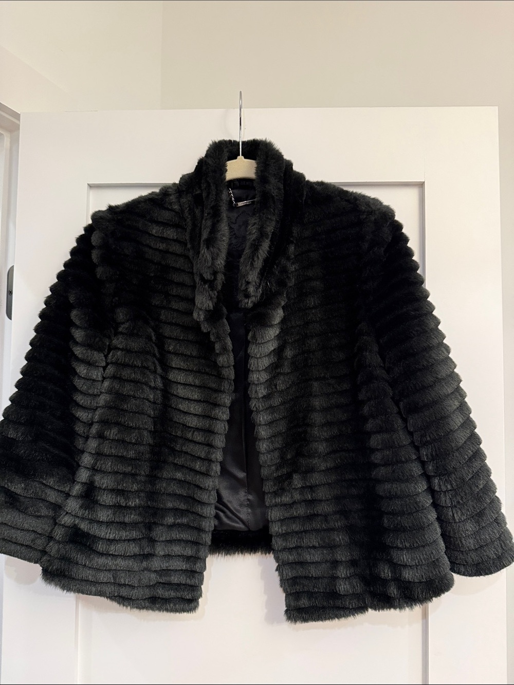 Express Black Ribbed Faux Fur Jacket - Women